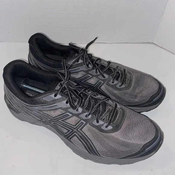 Asics Shoes Asics Mens Sneakers Gel Sileo Gray Black Size 3 111a194 Great Condition Poshmark